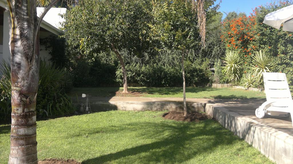B&B On Church Oudtshoorn Bagian luar foto